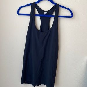 Women’s gapfit tank size M